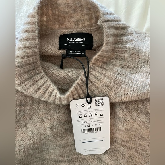 Pull & Bear Sweater in Beige - Picture 3 of 3